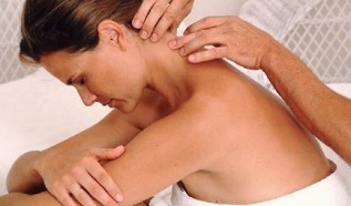 Massaggio terapeutico per condrosi cervicale